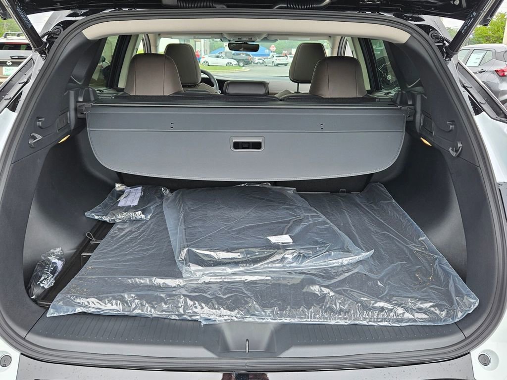 New 2025 Nissan Murano Platinum w/ Cargo Package image 10