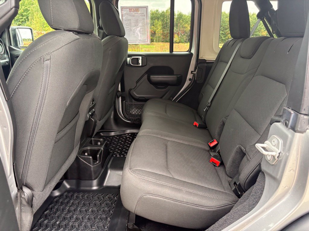 Used 2020 Jeep Wrangler Unlimited Sport S AWD/4WD image 38