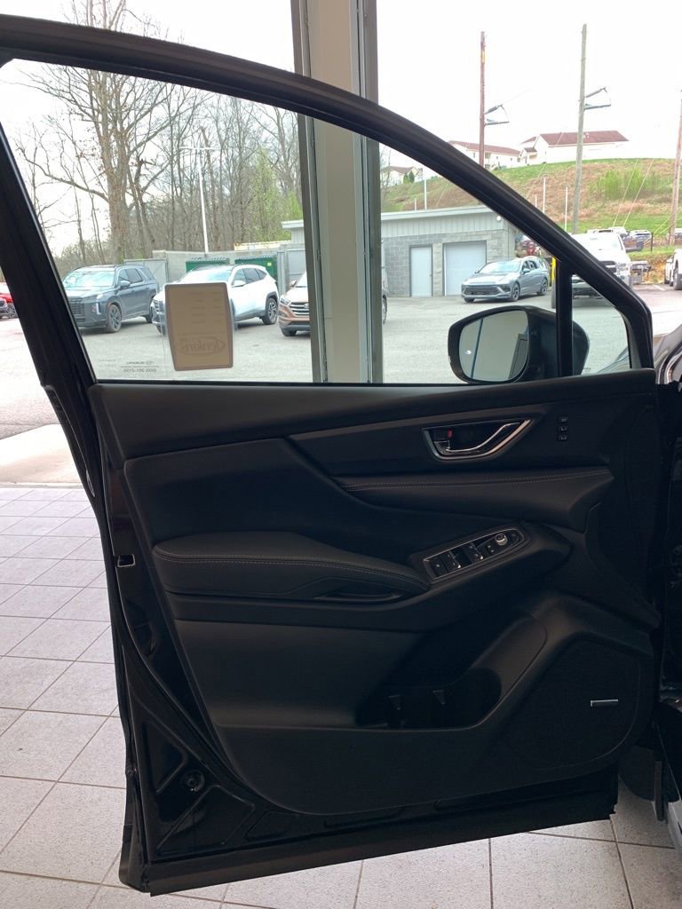 New 2026 Subaru Ascent Limited image 12