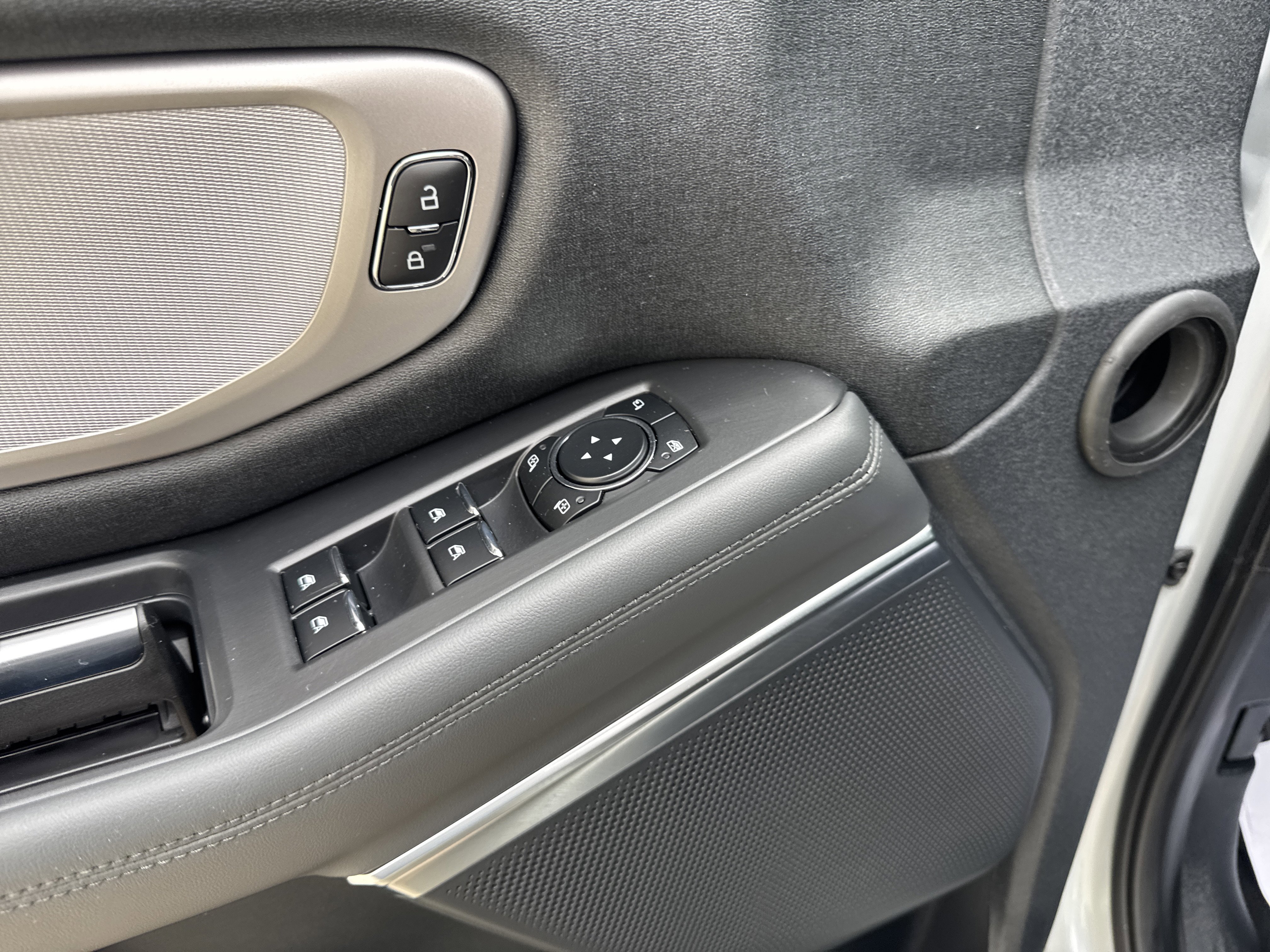 New 2026 Ford Expedition Active image 26