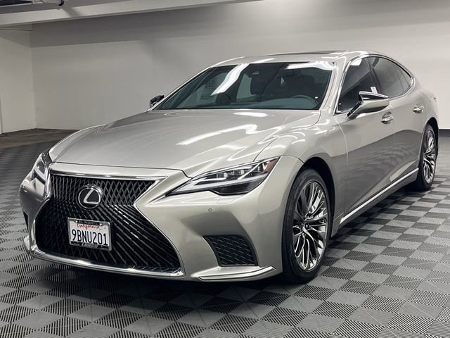 Certified 2022 Lexus LS 500 w/ Accessory Package (Z2) RWD image 2