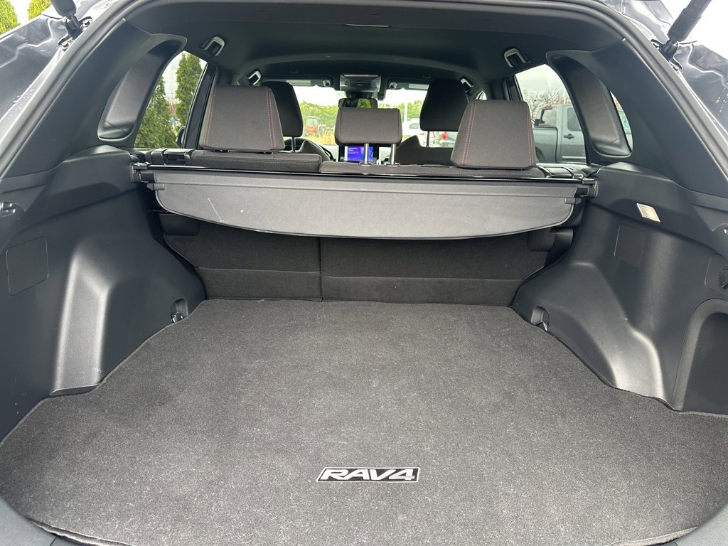 Certified 2025 Toyota RAV4 SE image 39