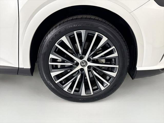 Certified 2023 Lexus RX 350 Premium Plus w/ Accessory Package (Z1) image 32