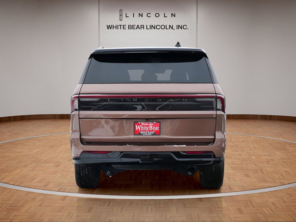 Certified 2025 Lincoln Navigator Black Label image 6