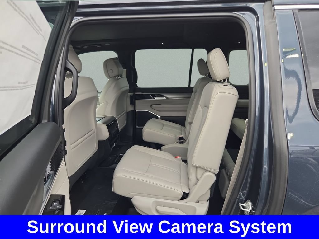 New 2025 Jeep Wagoneer L Series II AWD/4WD image 20