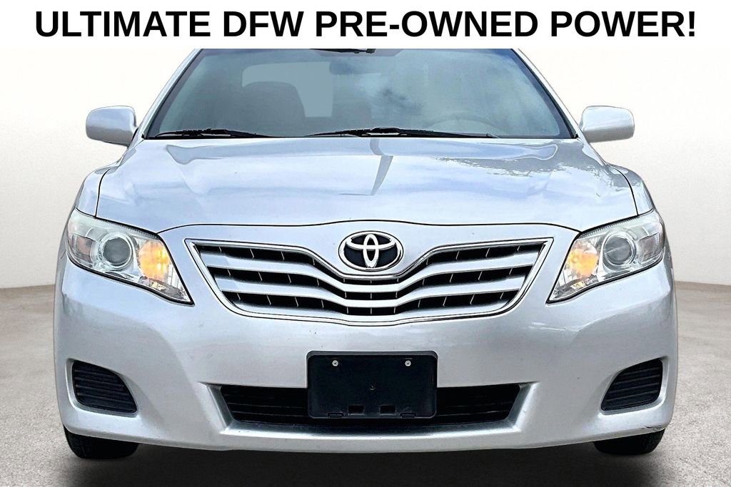 Used 2010 Toyota Camry LE FWD image 5