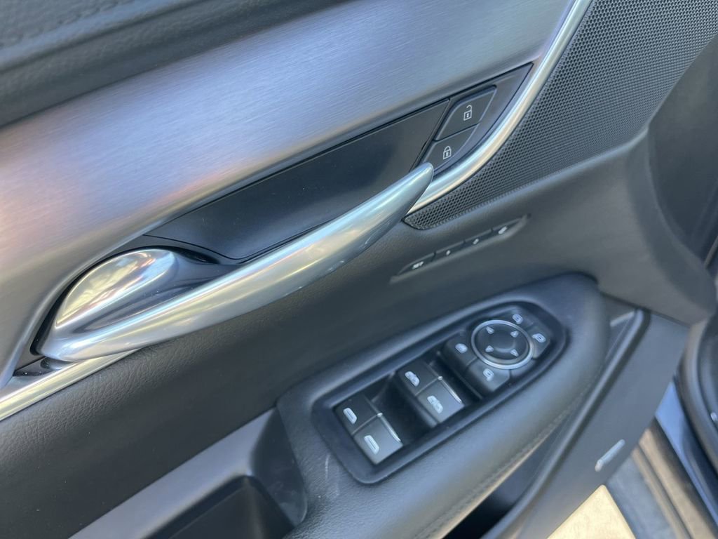 Used 2019 Cadillac XT5 Luxury image 24