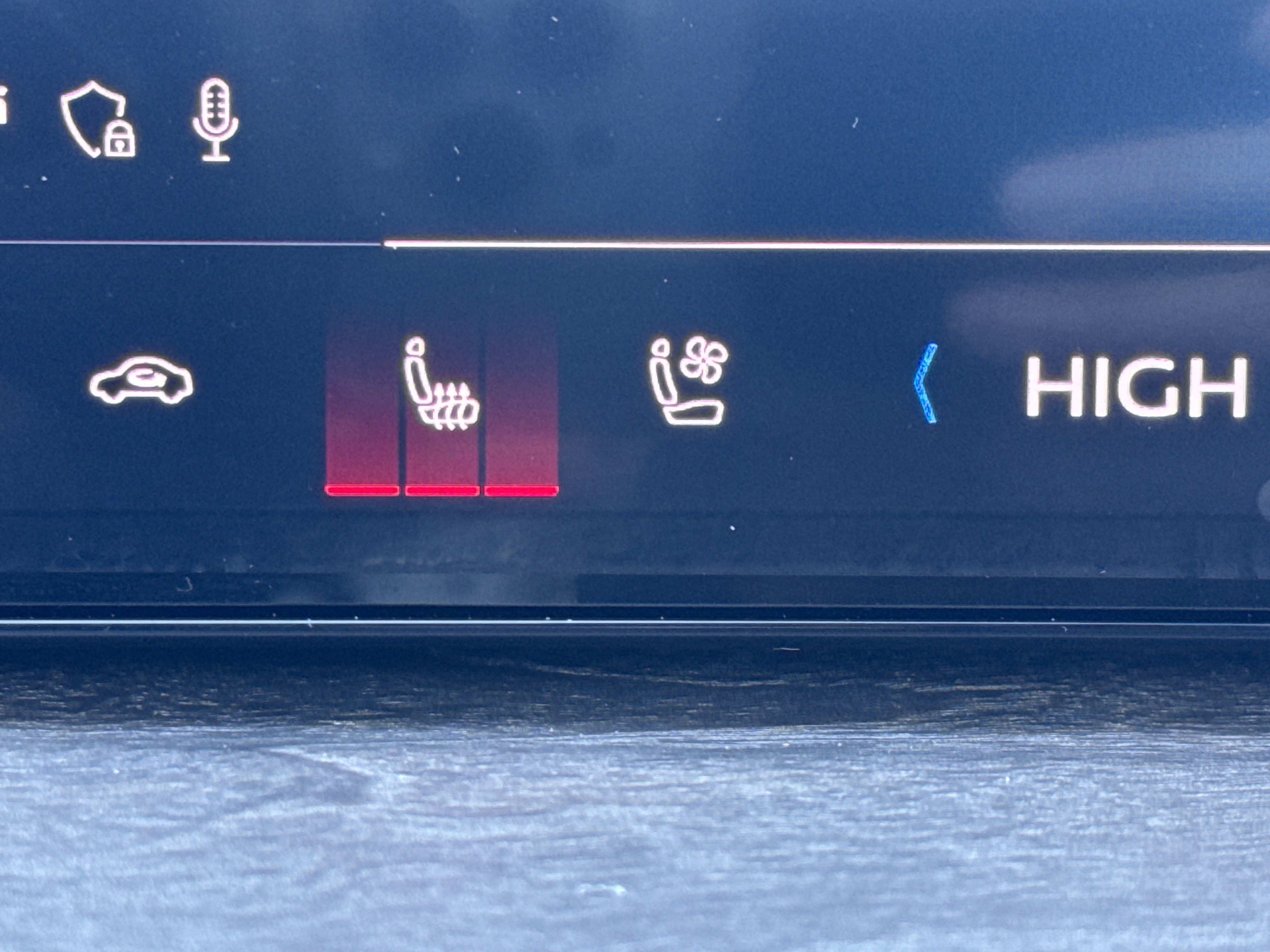 Used 2025 Audi Q5 Premium Plus w/ Premium Plus image 13