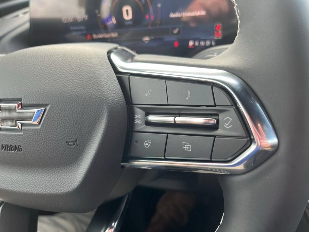 New 2026 Chevrolet Traverse LT w/ Midnight/Sport Edition FWD image 15