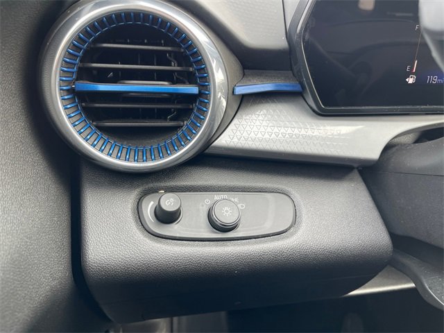 Used 2024 Chevrolet Trax LT w/ Driver Confidence Package image 21