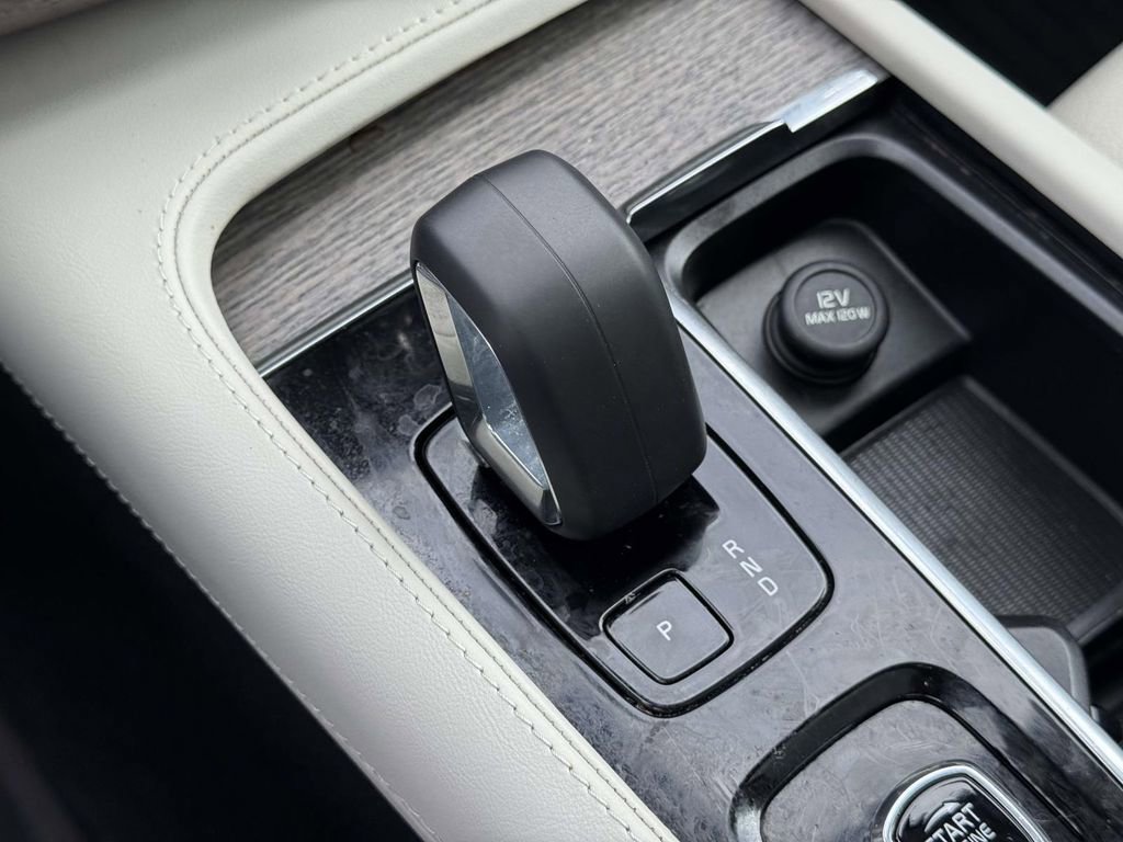 Used 2023 Volvo XC90 B6 Plus w/ Protection Package Premier image 28