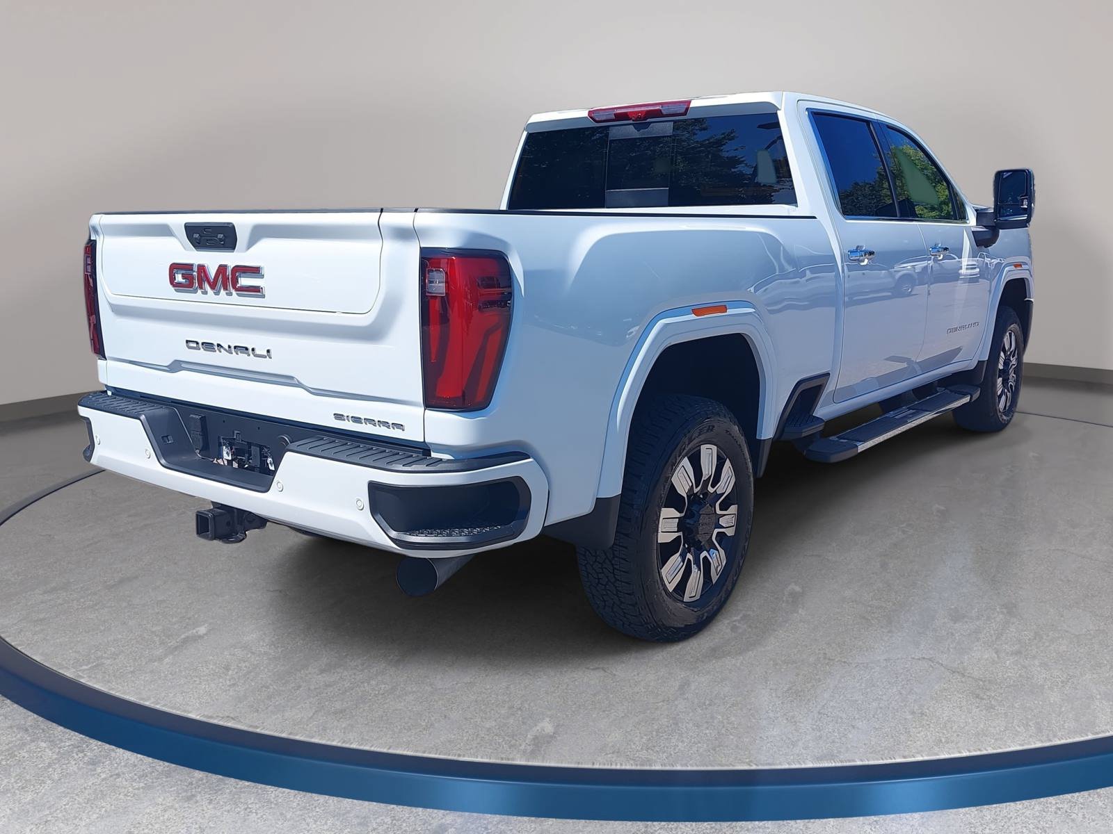 New 2026 GMC Sierra 2500 Denali w/ Denali Reserve Package AWD/4WD image 5