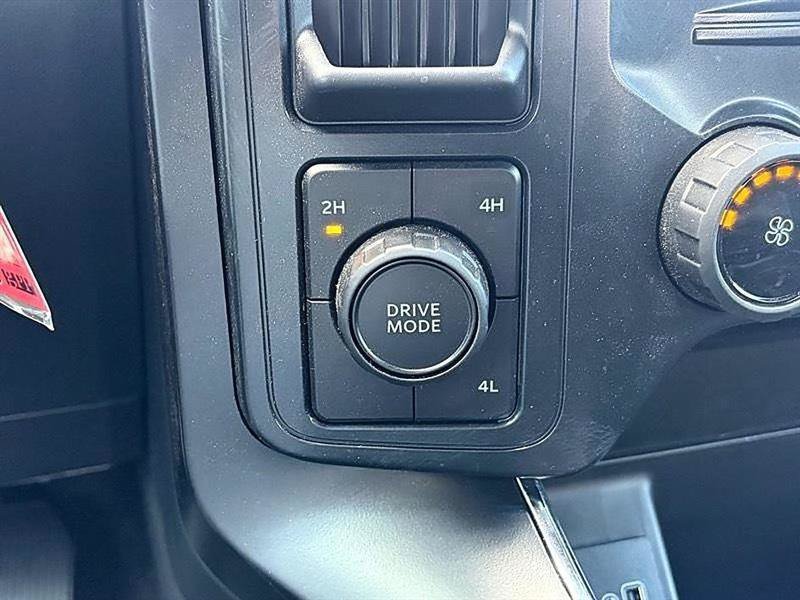 Used 2025 Ford F150 STX w/ Equipment Group 200A AWD/4WD image 26