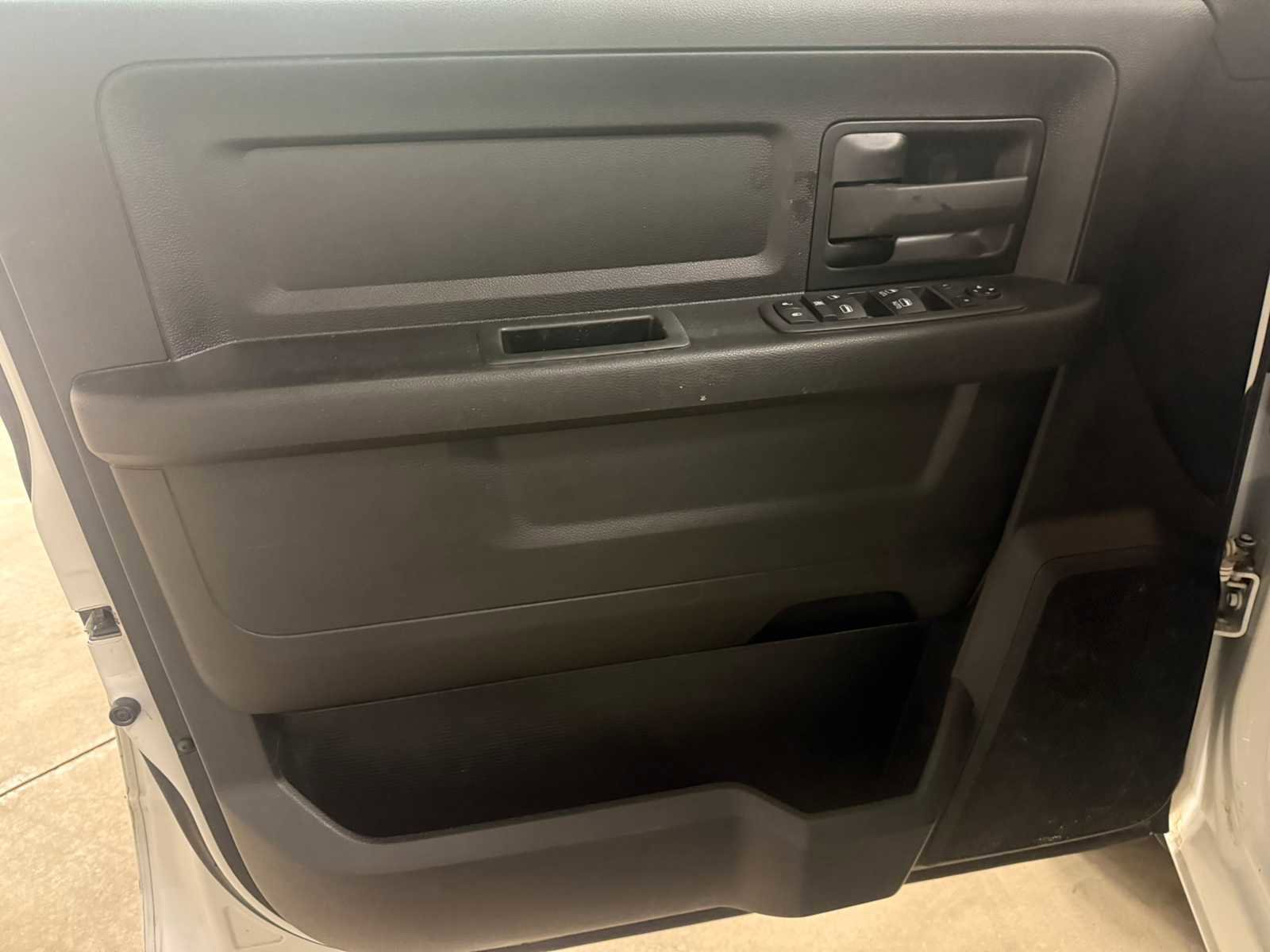 Used 2021 RAM 1500 Tradesman w/ Chrome Plus Package AWD/4WD image 21