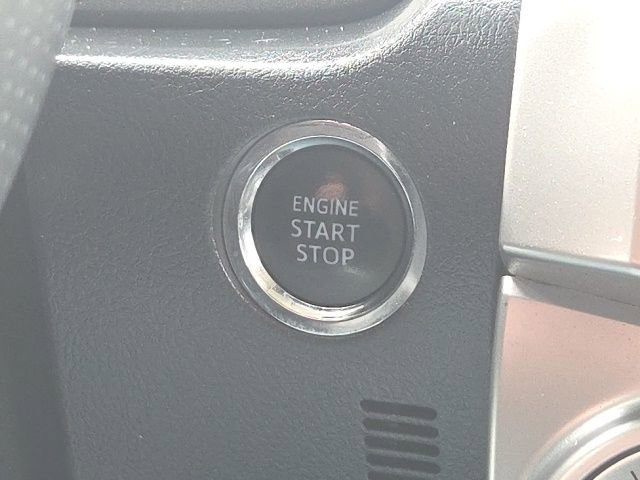 Used 2021 Toyota 4Runner SR5 AWD/4WD image 45