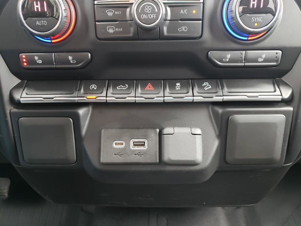 Used 2020 Chevrolet Silverado 1500 LT w/ All-Star Edition image 17