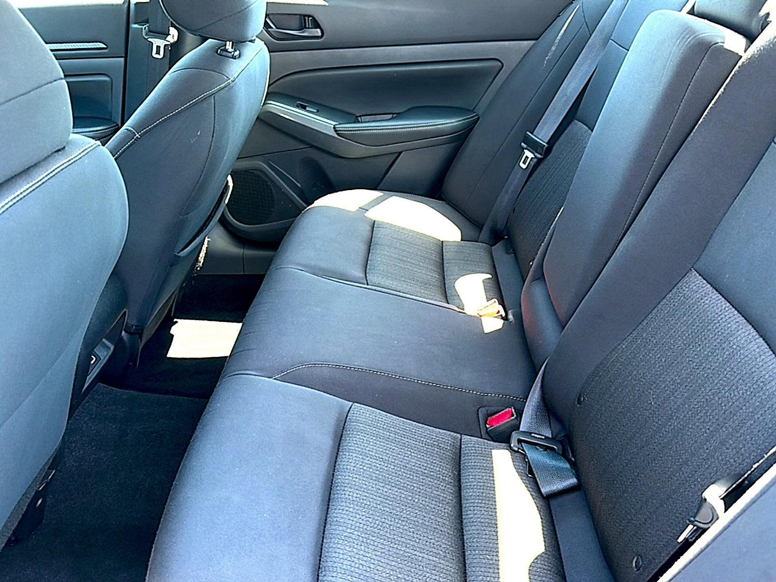 Used 2025 Nissan Altima 2.5 SV FWD image 18