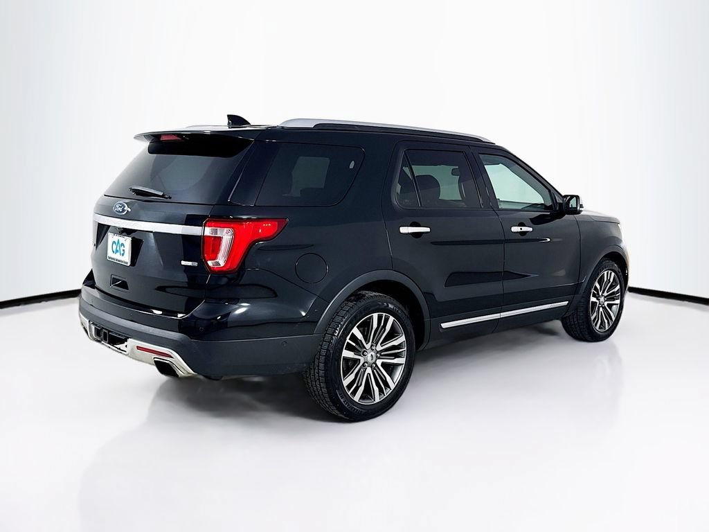 Used 2017 Ford Explorer Platinum AWD/4WD image 7