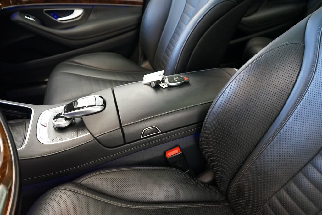 Used 2015 Mercedes-Benz S 550 4MATIC Sedan image 28