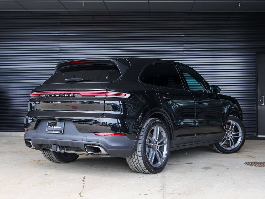 Certified 2025 Porsche Cayenne AWD/4WD image 7