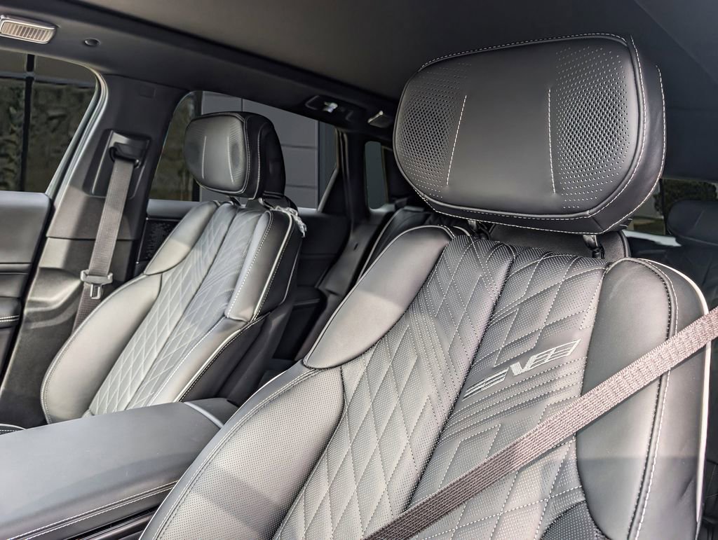 New 2026 Cadillac Lyriq V AWD/4WD image 9