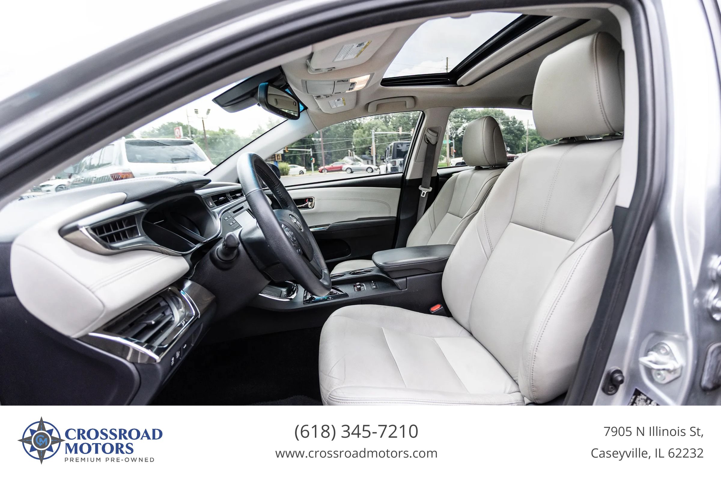 Used 2018 Toyota Avalon XLE Premium FWD image 21