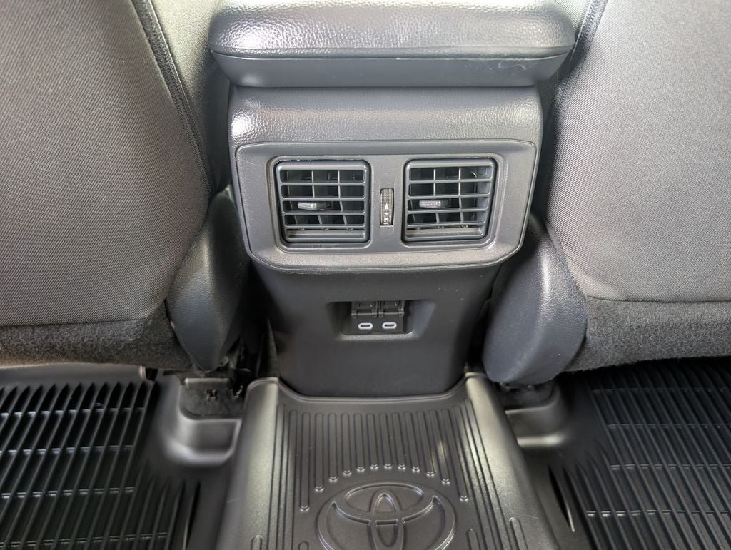 Certified 2025 Toyota RAV4 XLE AWD/4WD image 29