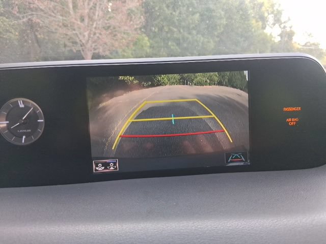 Used 2019 Lexus UX 200 w/ Accessory Package FWD image 21