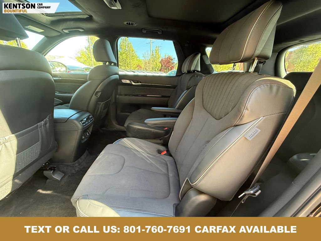 Used 2025 Hyundai Palisade Calligraphy image 34