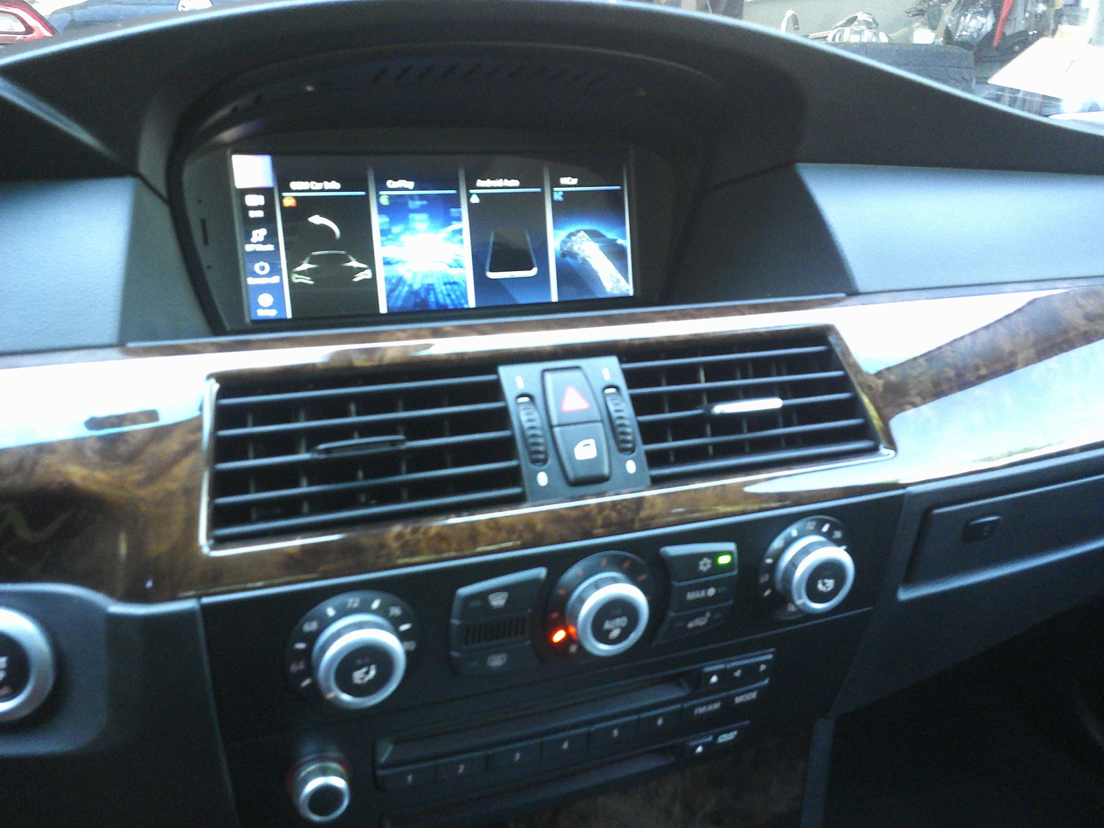 Used 2008 BMW 528xi Sedan AWD/4WD image 15
