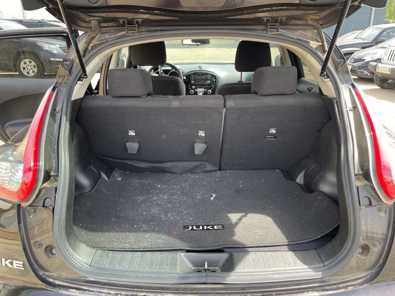 Used 2015 Nissan Juke SV image 15