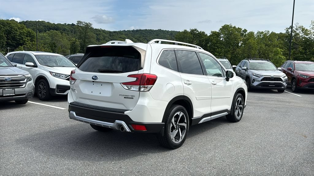 Certified 2023 Subaru Forester Touring AWD/4WD image 6