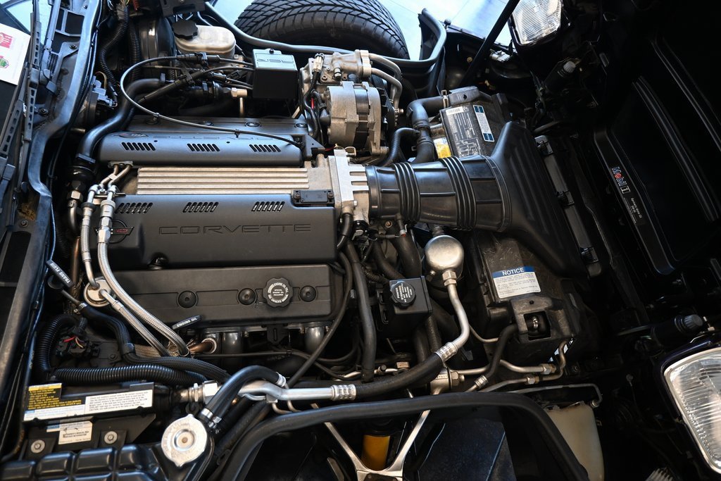 Used 1993 Chevrolet Corvette Coupe image 21