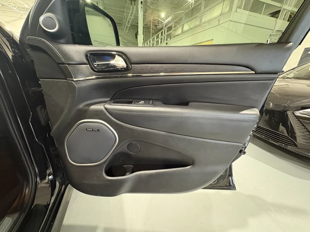 Used 2020 Jeep Grand Cherokee High Altitude AWD/4WD image 54