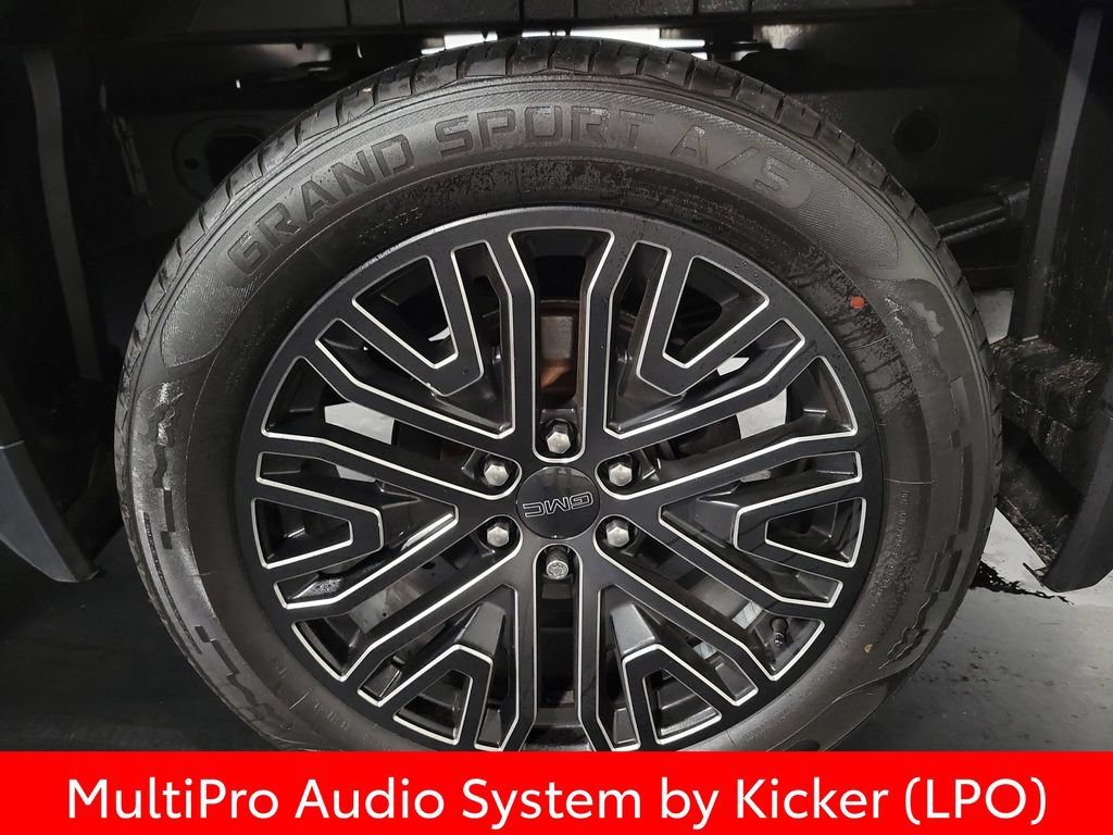 Used 2022 GMC Sierra 1500 Denali Ultimate AWD/4WD image 10