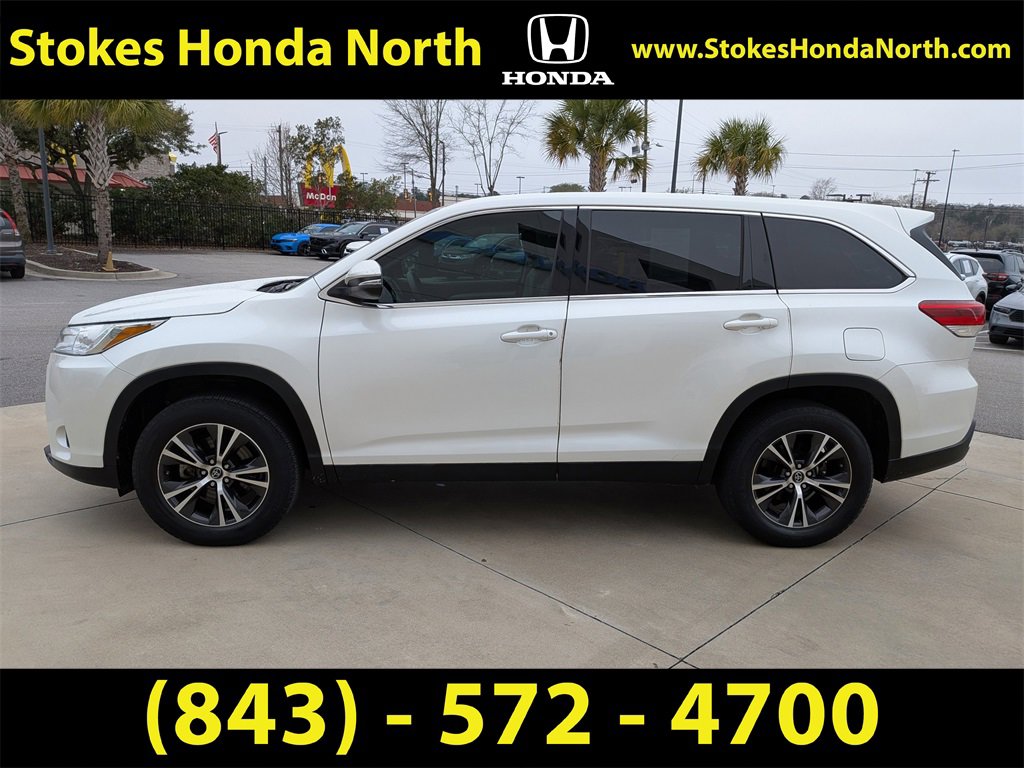 Used 2019 Toyota Highlander LE image 7