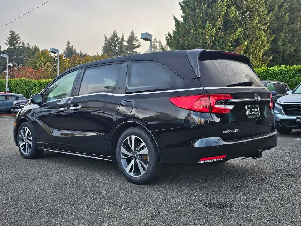 Certified 2022 Honda Odyssey Touring image 4