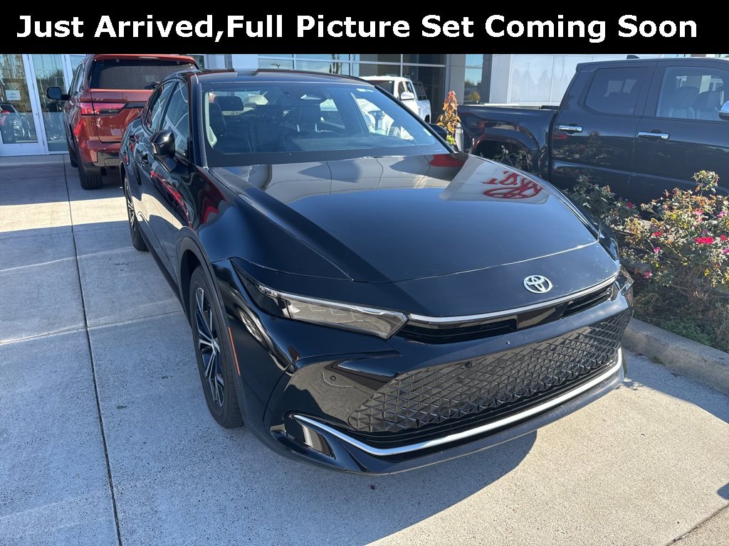 Used 2024 Toyota Crown Limited