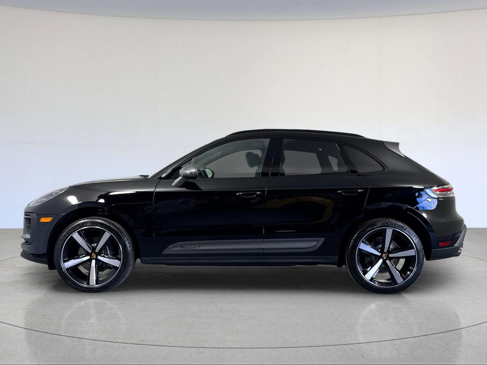 New 2026 Porsche Macan Turbo AWD/4WD video 2