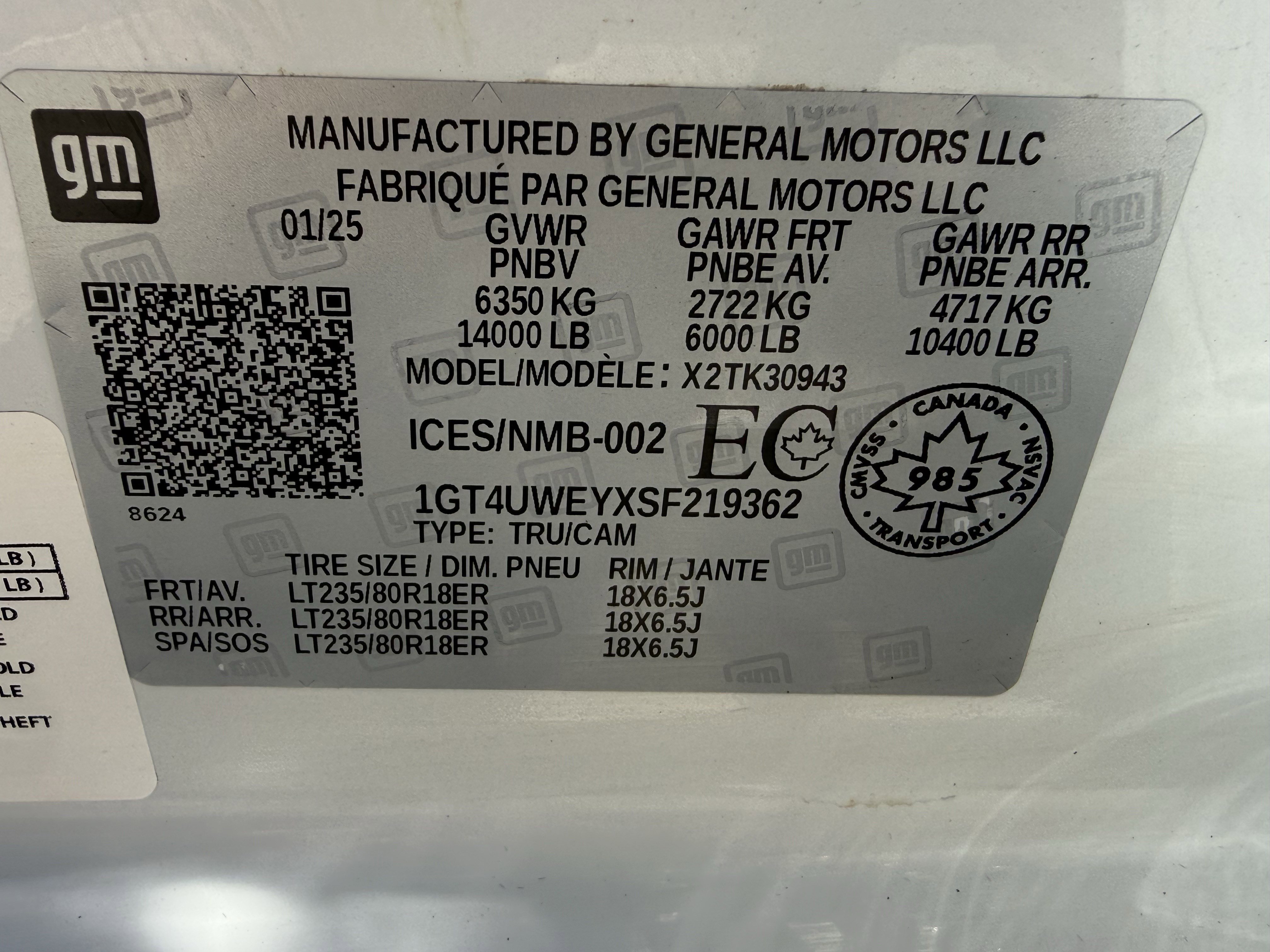 Used 2025 GMC Sierra 3500 Denali AWD/4WD image 35