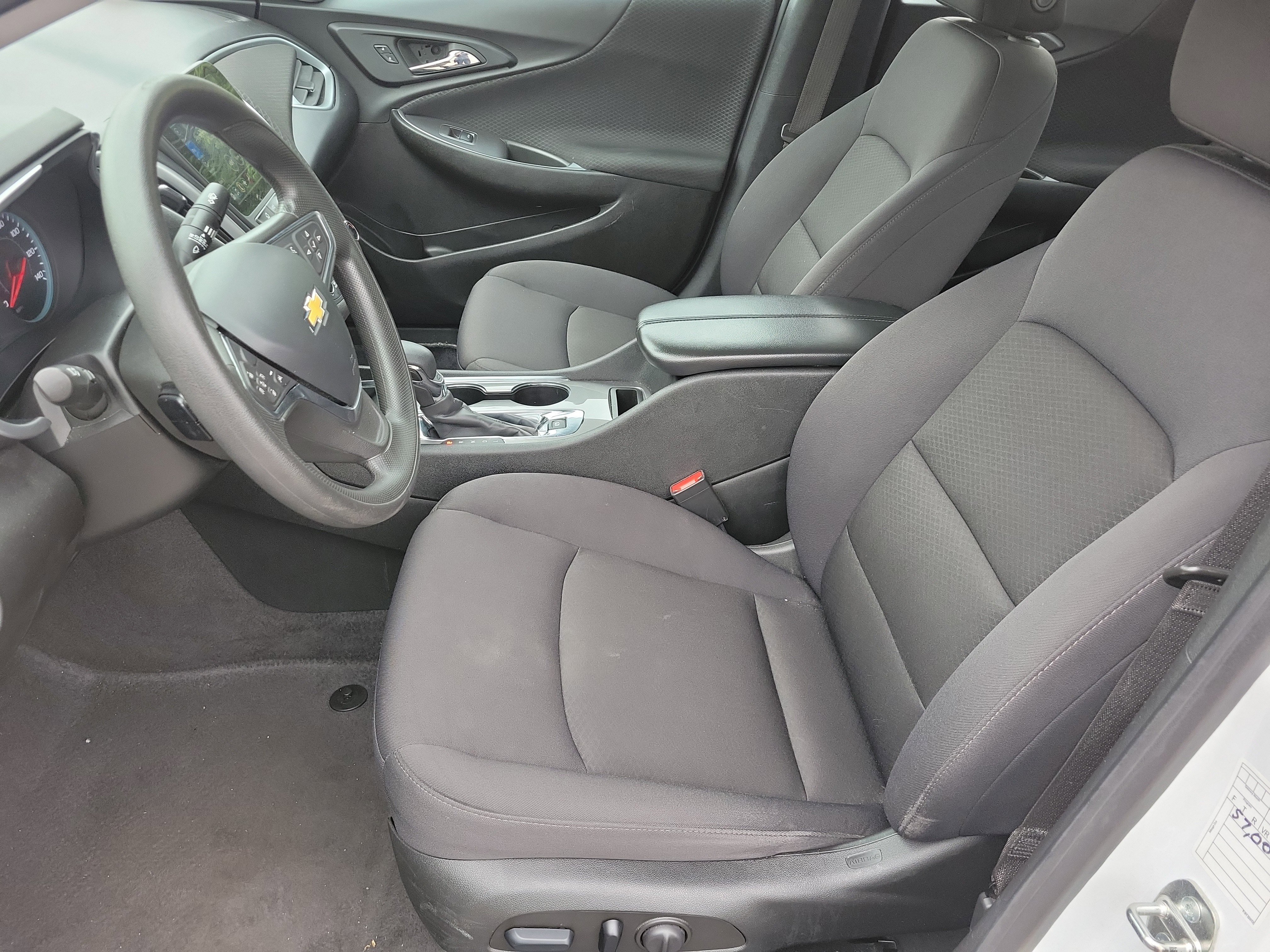 Used 2023 Chevrolet Malibu LT FWD image 9