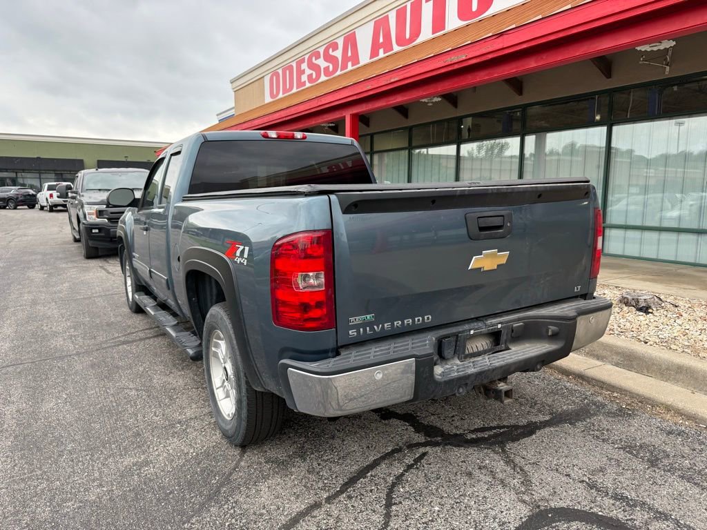 Used 2011 Chevrolet Silverado 1500 LT w/ All-Star Edition AWD/4WD image 8