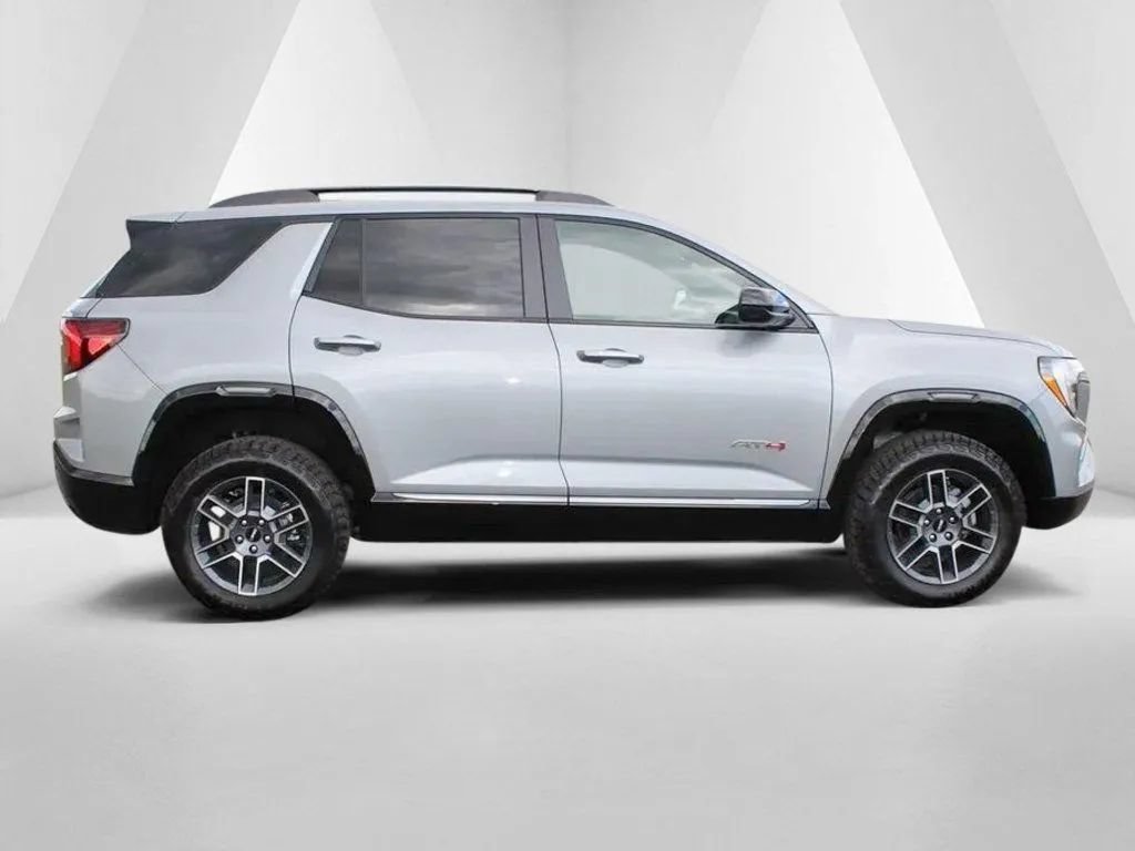 New 2026 GMC Terrain AT4 AWD/4WD image 8