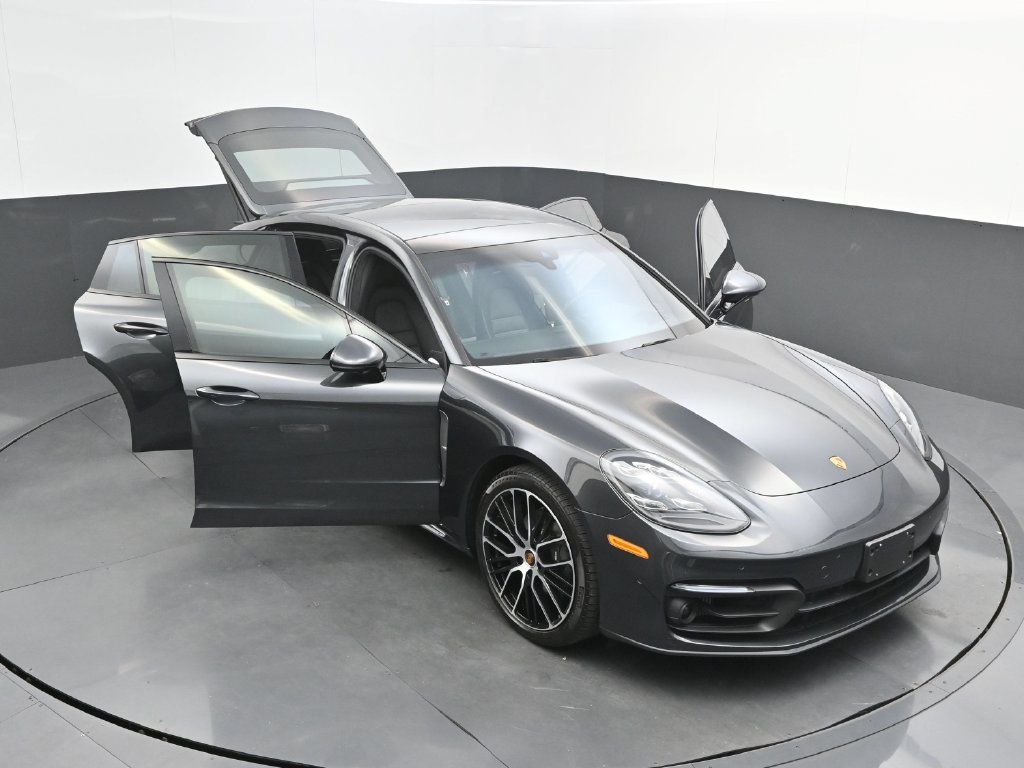 Certified 2023 Porsche Panamera 4 Executive w/ Premium Package AWD/4WD image 38