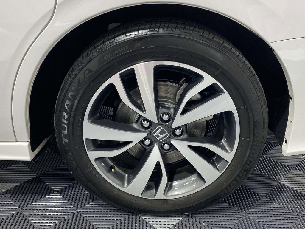 Used 2023 Honda Odyssey Touring image 7