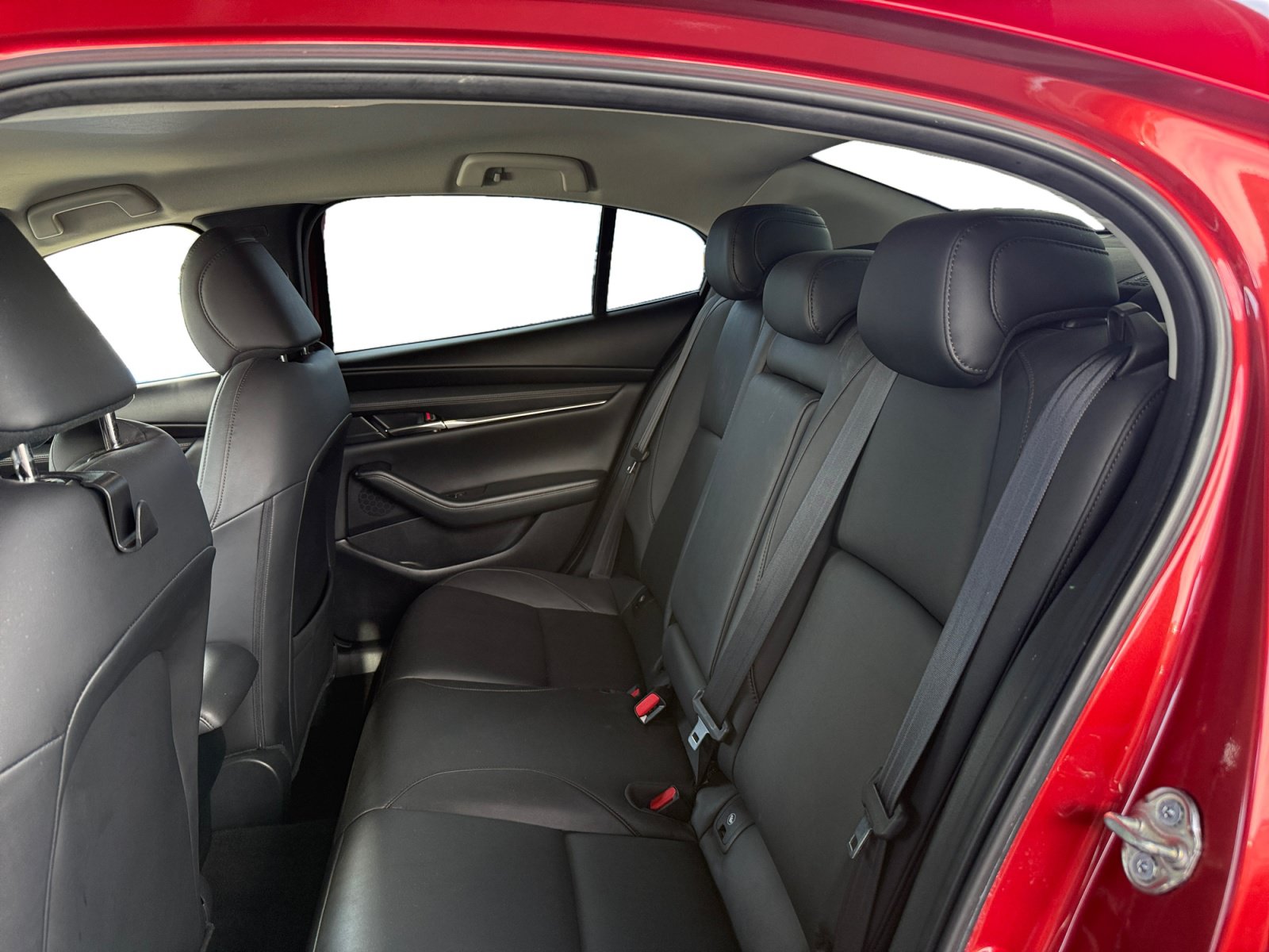 Used 2019 MAZDA MAZDA3 Sedan w/ Preferred Package FWD image 13