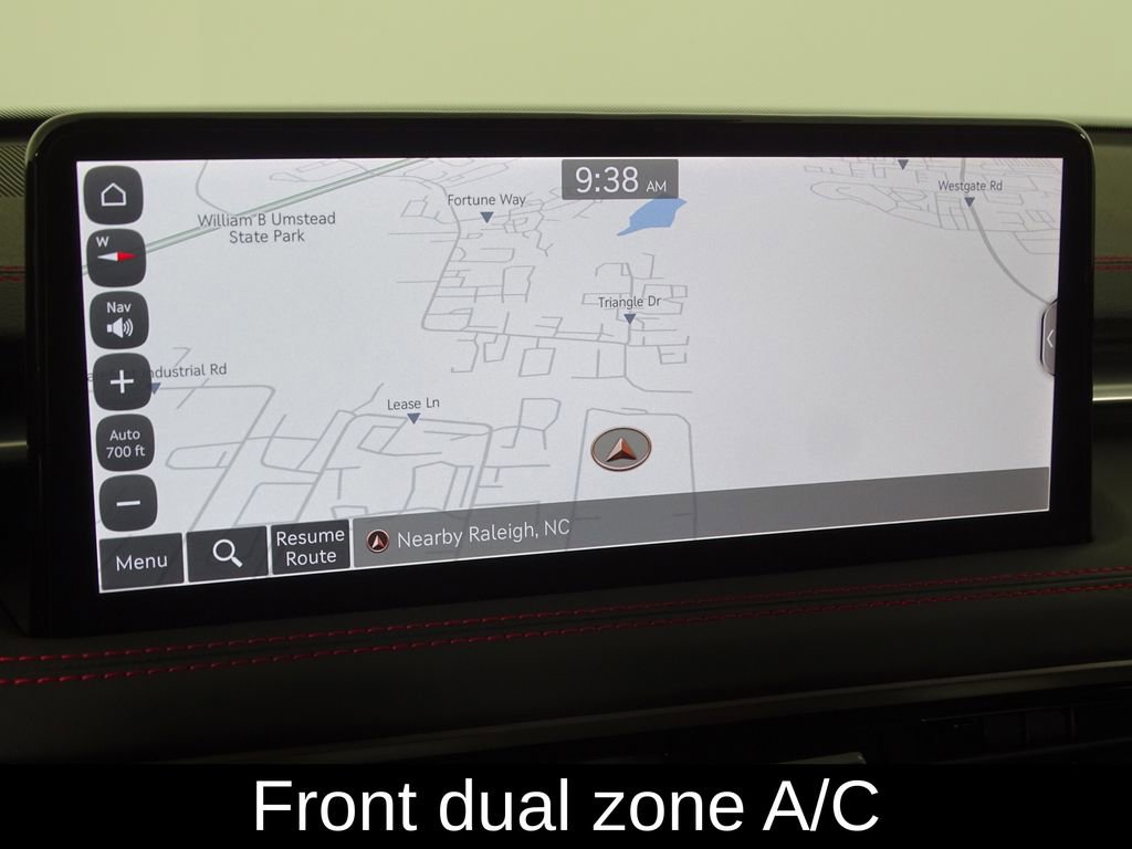 Used 2024 Genesis G70 2.5T w/ Sport Prestige Package image 8