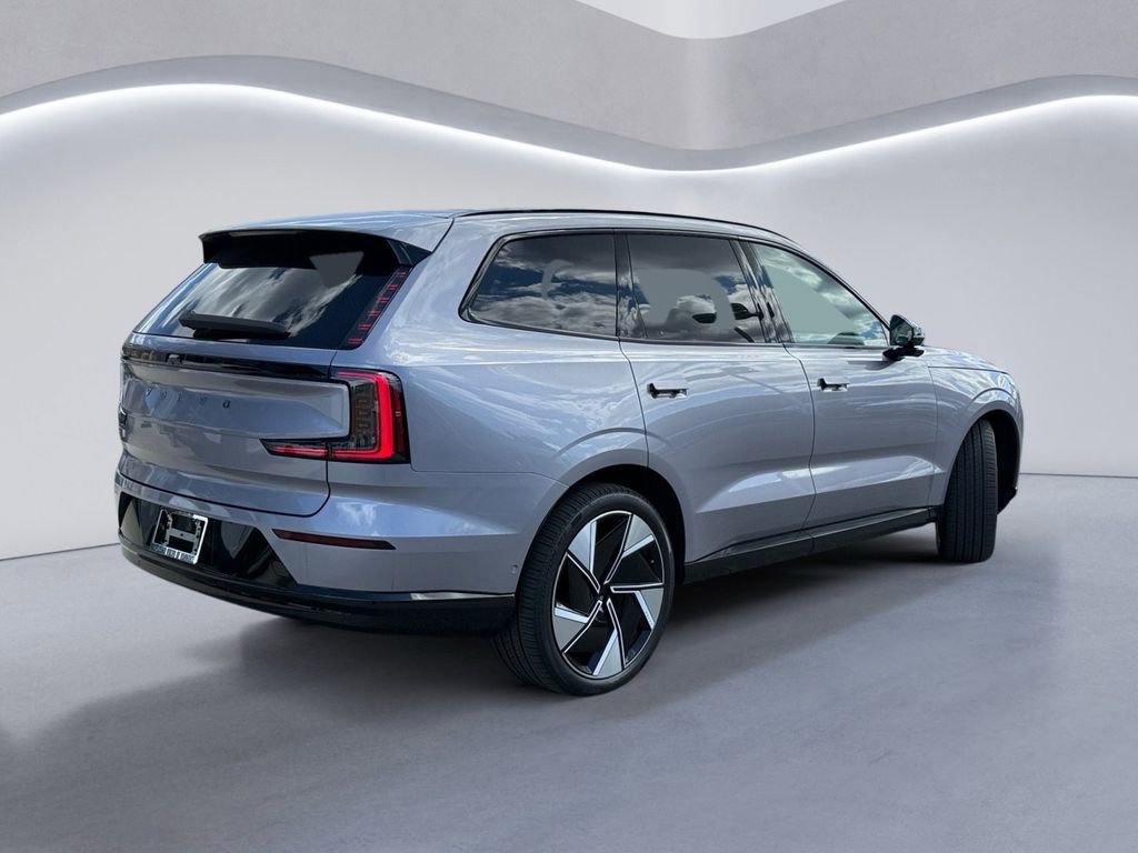 New 2026 Volvo EX90 Ultra AWD/4WD image 4