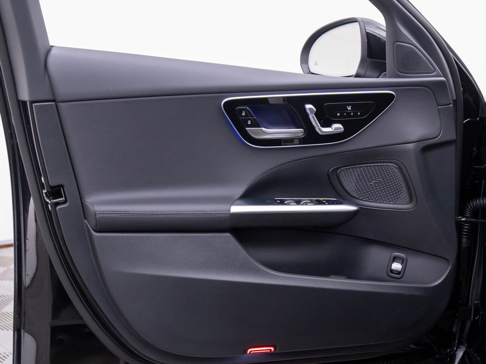 New 2026 Mercedes-Benz C 300 4MATIC Sedan image 15