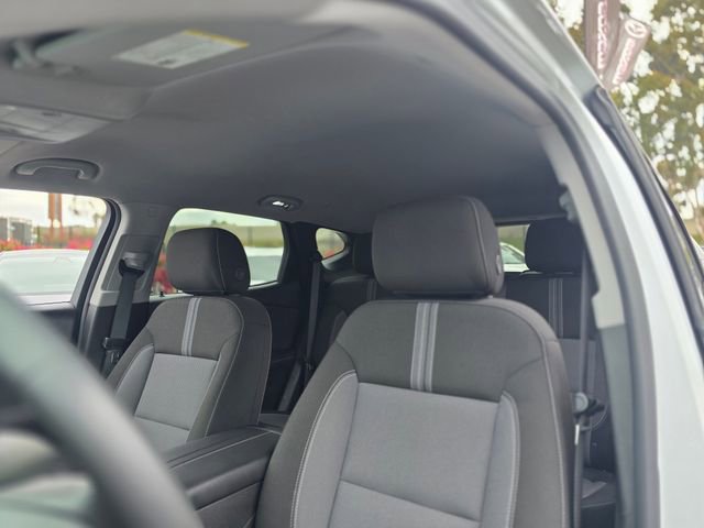 Used 2025 Chevrolet Blazer LT image 14